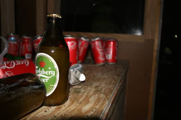 Øl og sodavand i den gamle bar, DYE II, Grønland, Indlandsisen