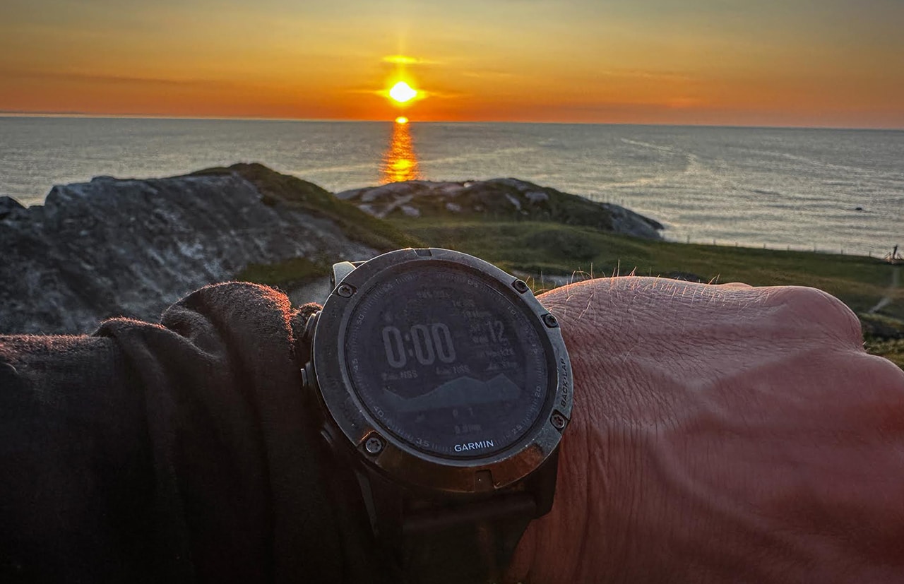 Valg af ure til outdoor:friluftsliv [Fif og råd] Midnatsol ved Jakobselv, Norge, Erik B. Jørgensen