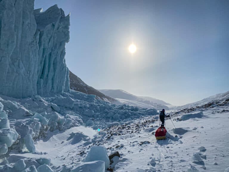 "3. Thule til Thule ekspedition" går forbi den store gletscher