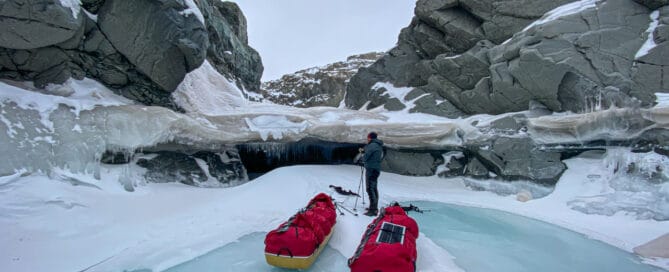 "3. Thule til Thule ekspedition", flodleje der er frossent og svært at komme forbi