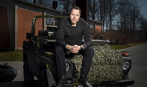 Scarpbog Instruktør Erik B. Jørgensen, på GD, Korpset, sæson 6, Foto, Lars E. Andreasen:TV 2