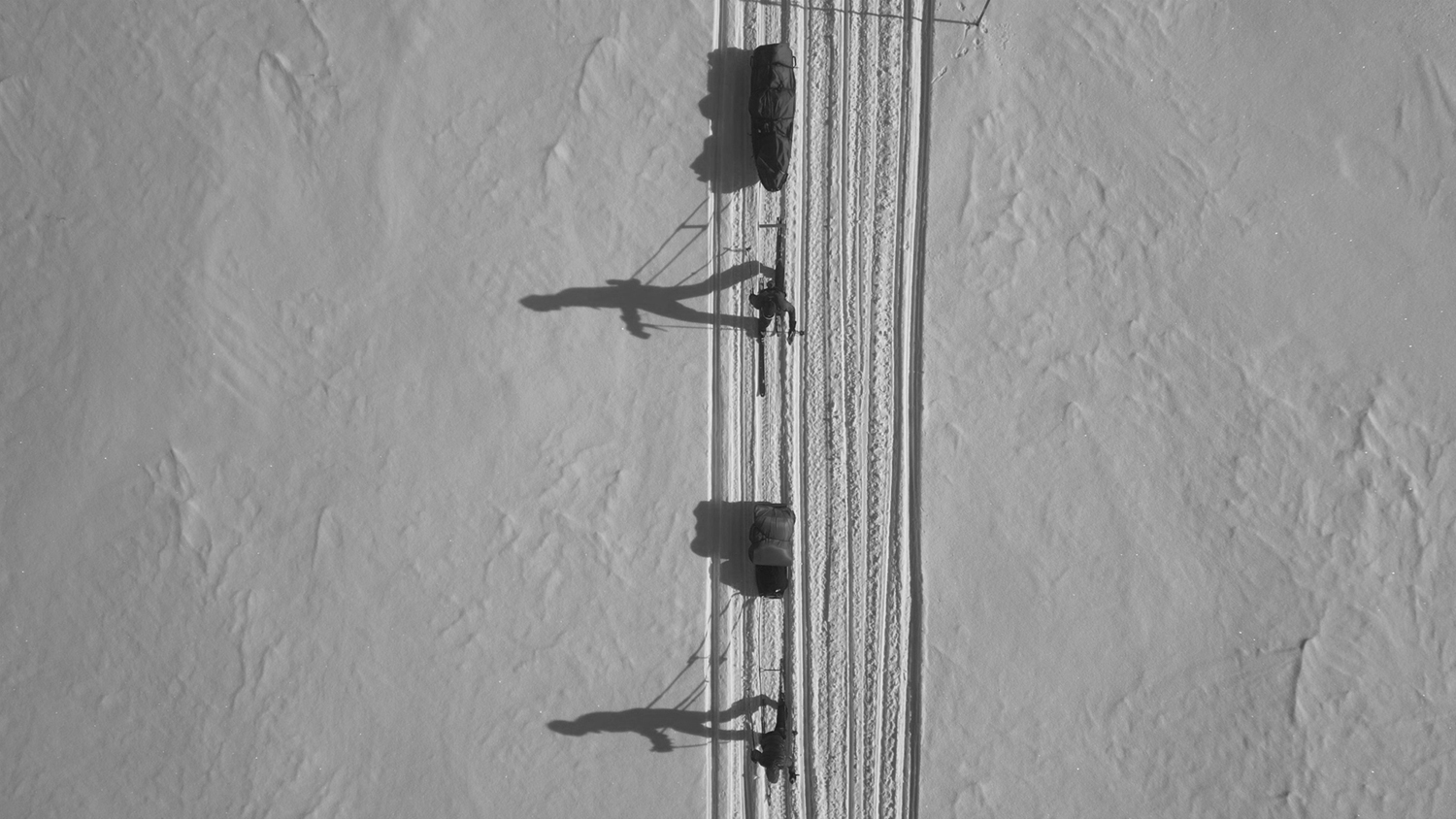 Fulufjället med pulk og ski [Vintertur] skygger, Erik B. Jørgensen