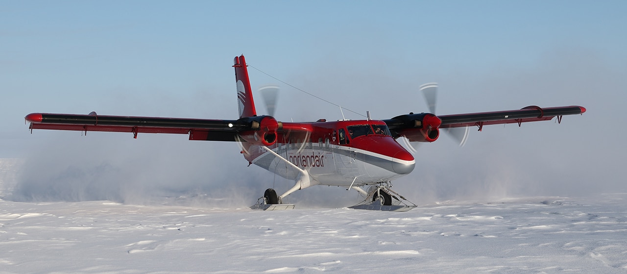 Afgang på "4. Thule til Thule ekspedition", Twin Otter land på ski i Nordøstgrønland under "3. Thule til Thule ekspedition" i 2022