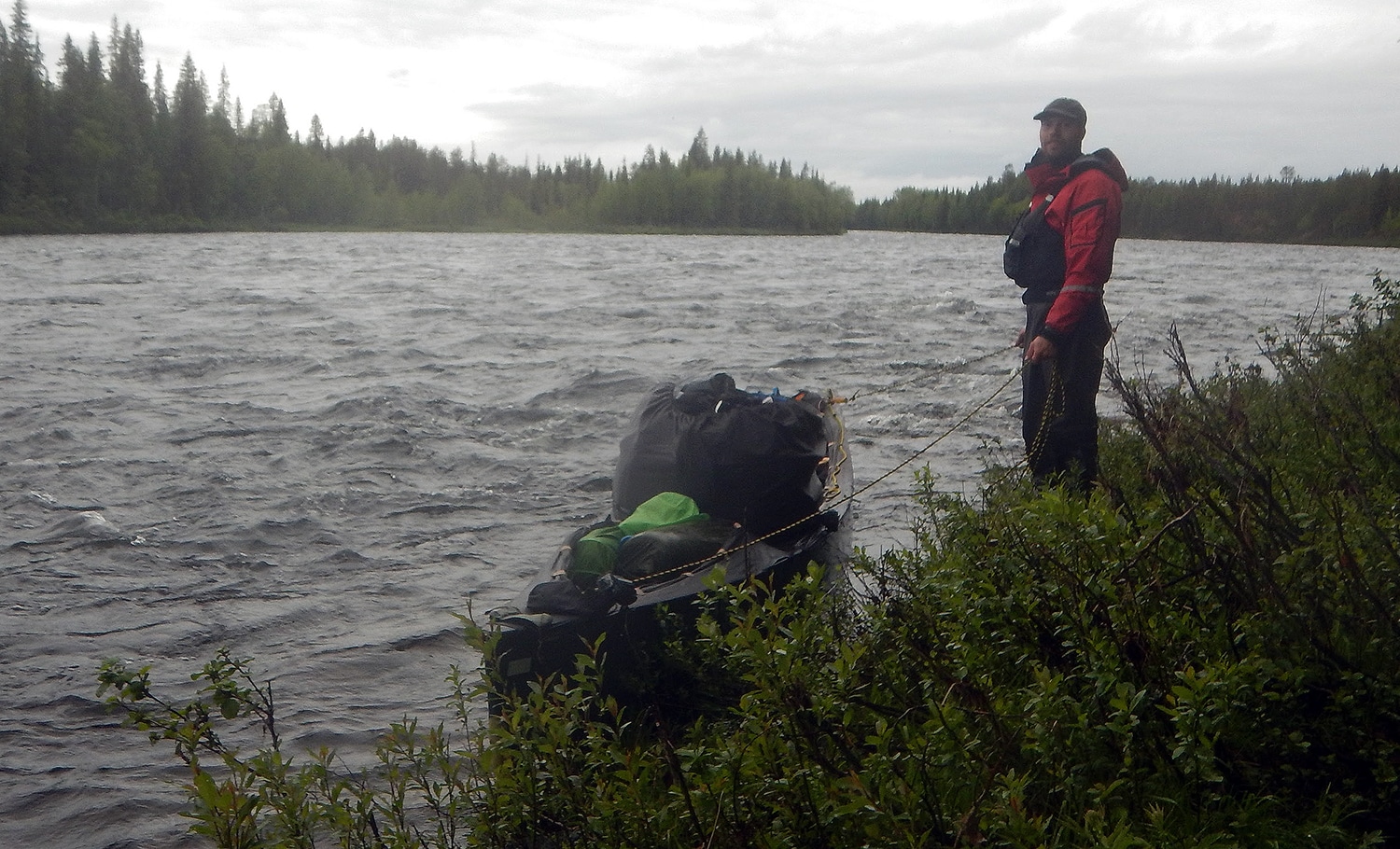 Kanotur tips, gode råd og fif til en fed tur, bugsering med sikkerhedsreb/flydetov, Erik B. Jørgensen