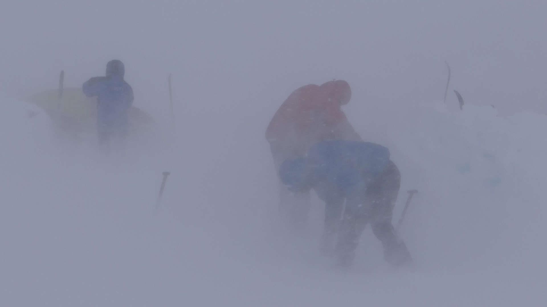 Indlandsisen, på ski i verdens mest øde område, foredrag, Erik B. Jørgensen, snestom der forbedres snemure